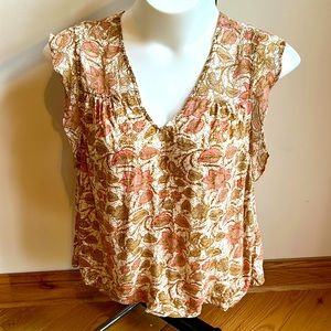 Lucky Brand floral light top with ruffled shoulder